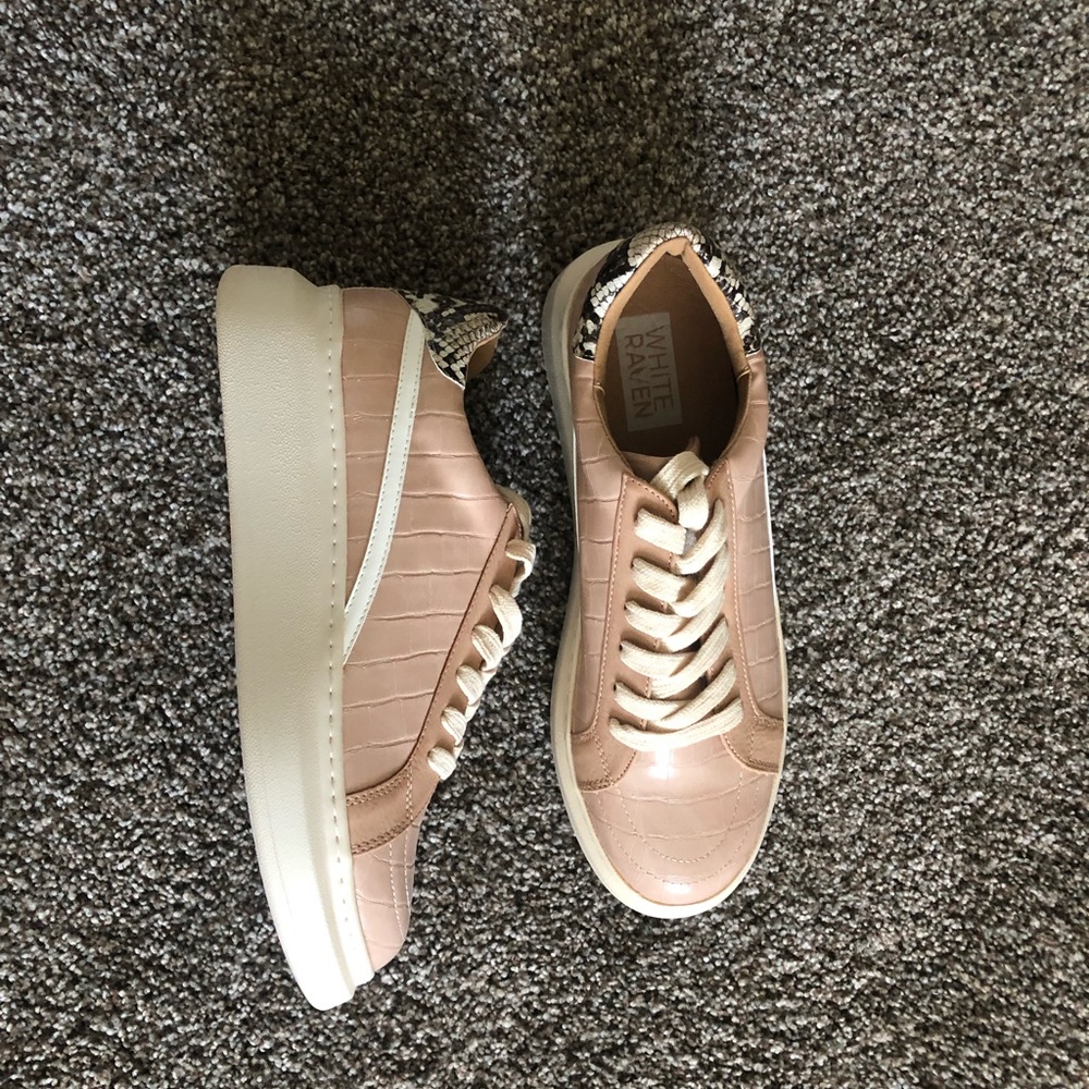 Southern Alternative Errands Sneaker